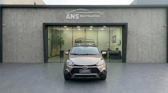 HYUNDAI HB20X 1.6 16V STYLE FLEX 4P MANUAL